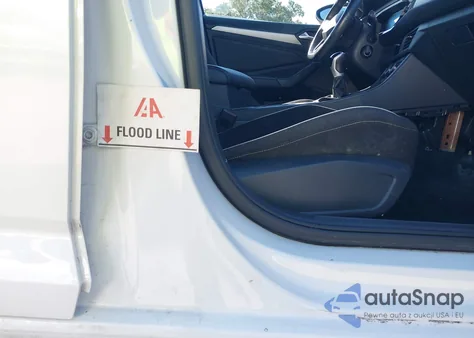 2023 Volkswagen Jetta 1.5T Sport z USA, uszkodzony, nr VIN 3VWAM7BU6PM054103